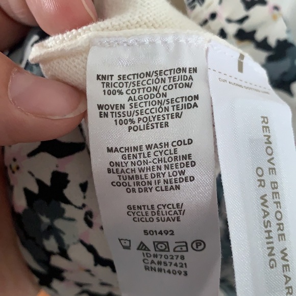 Loft XS Cream & Floral Top - Picture 5 of 6